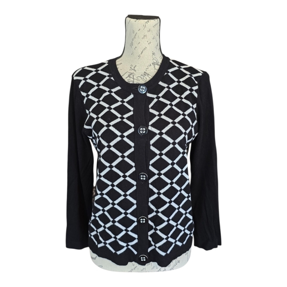 Chaus Black White Diamond Pattern 3/4 Sleeve Button Cardigan Sweater